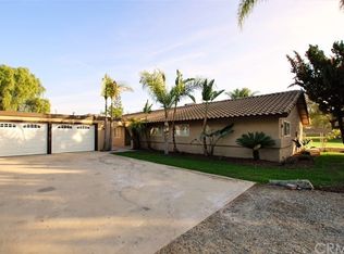 18431 Roberts Rd, Riverside, CA 92508