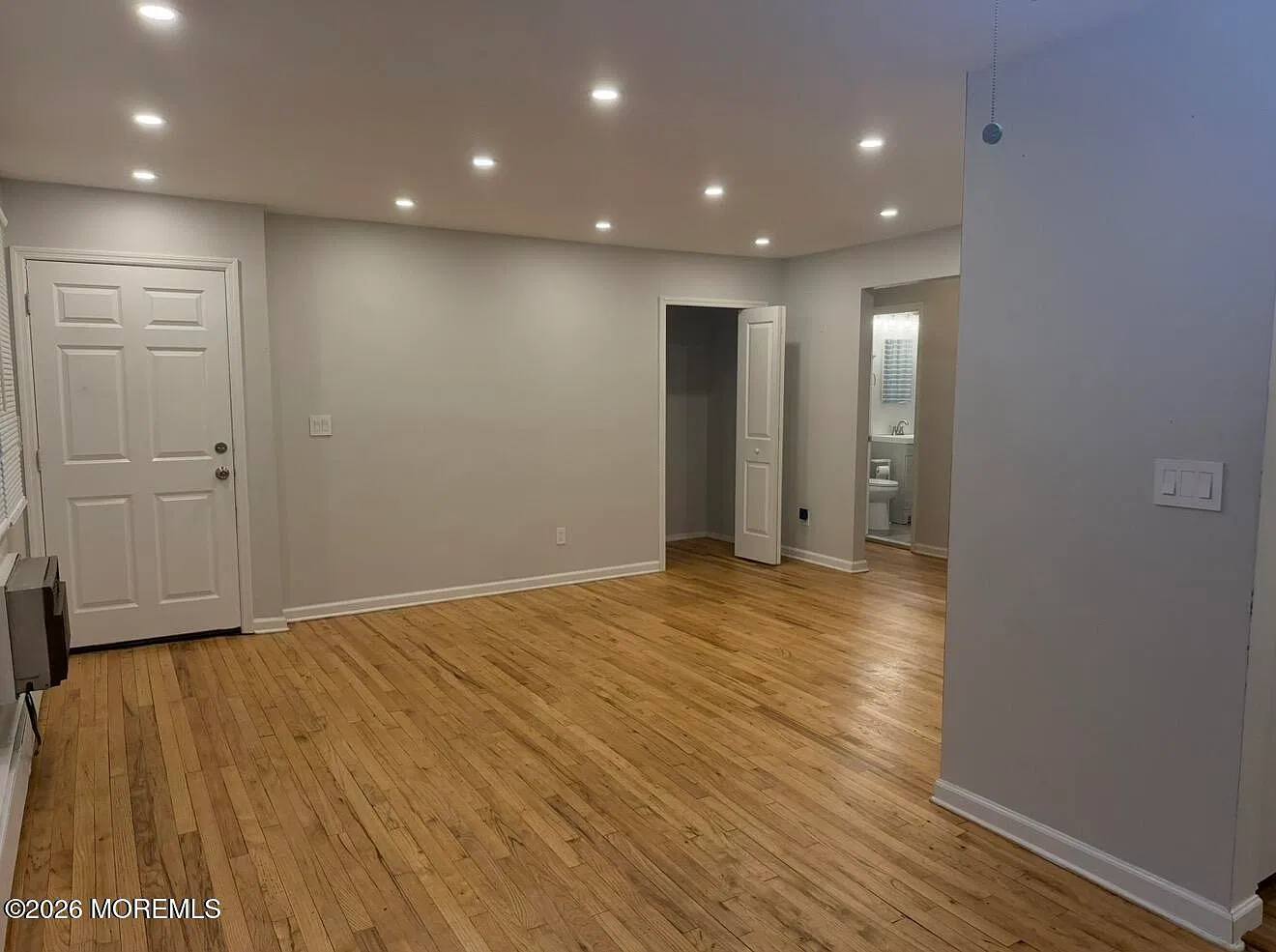 1 bed, 1.0 bath, $1,985 — Photo 3