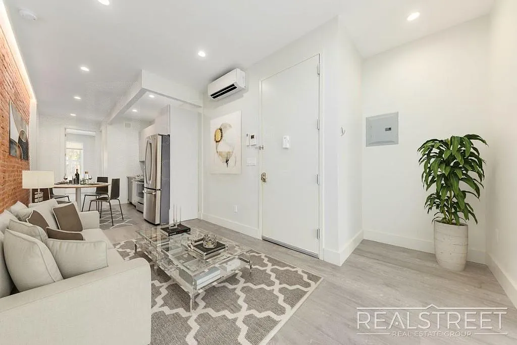 481 Hicks Street — Photo 1