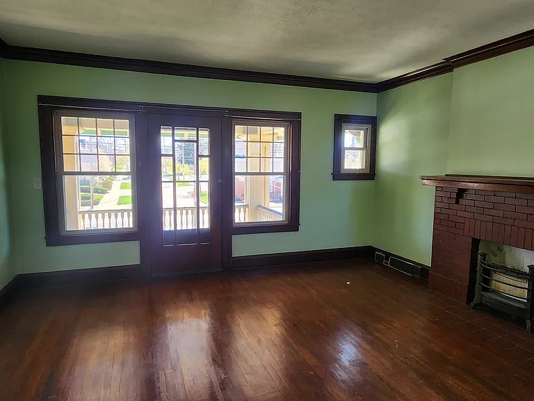14126 Detroit Ave — Photo 2