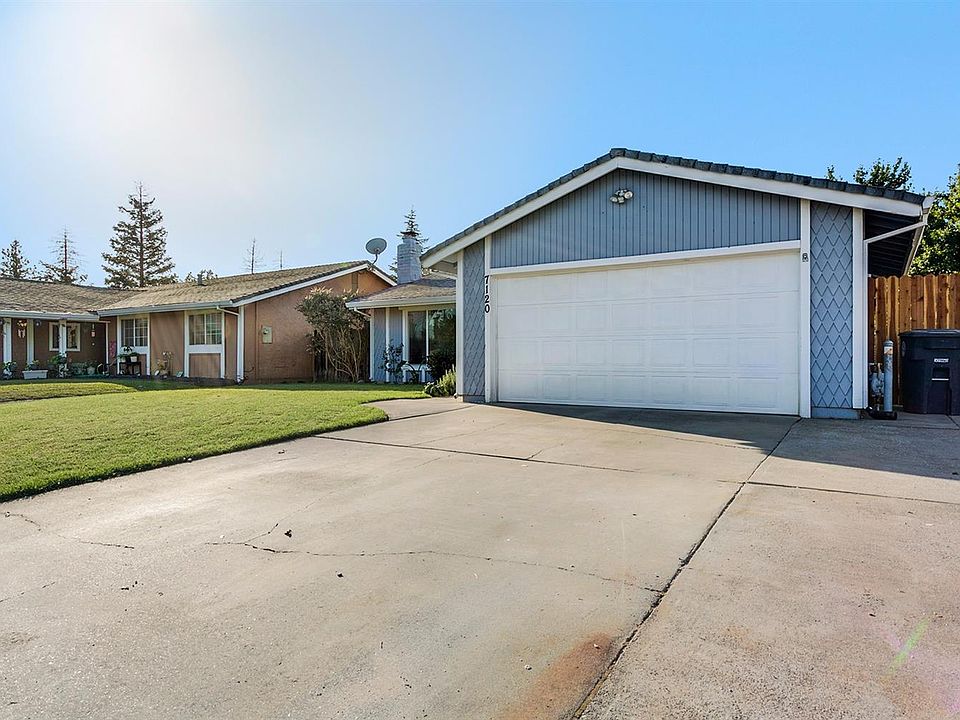 2nd image of 7120 Parkvale Way