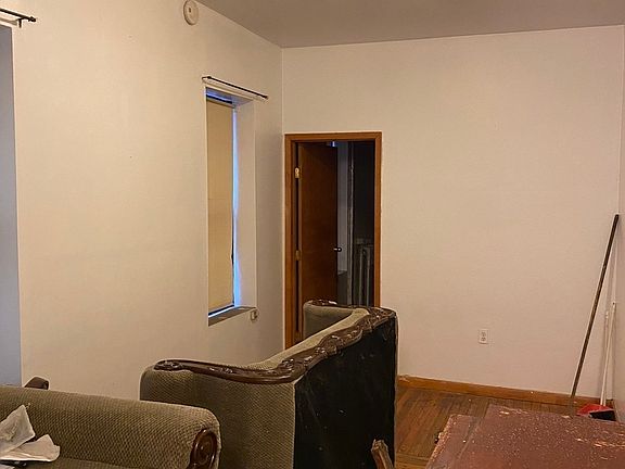 5th image of 116 Sherman Ave APT 4
