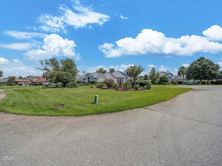 625 Amberjack Dr — Photo 60