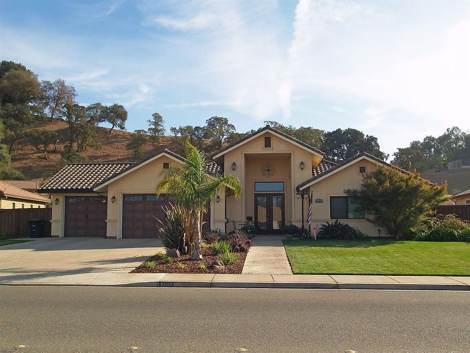 1st image of 10218 Fox Borough Dr