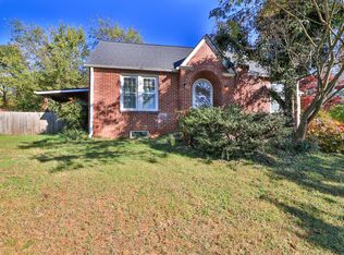 2729 Belcourt Dr, Knoxville, TN 37918