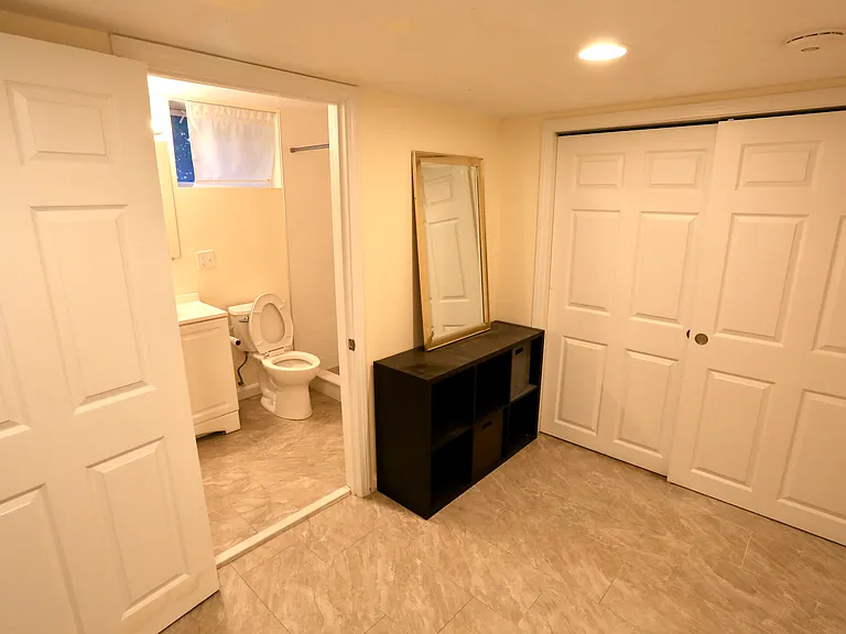 124 Forest St #1L — Photo 6