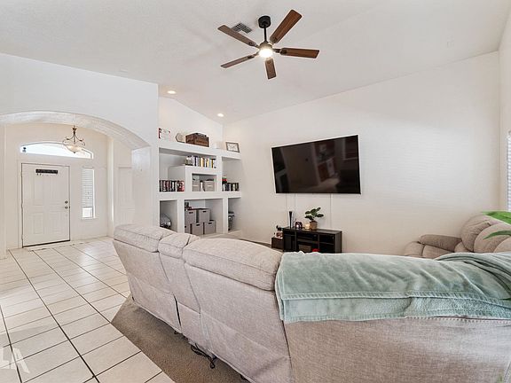 5th image of 10616 E 38th Ln
