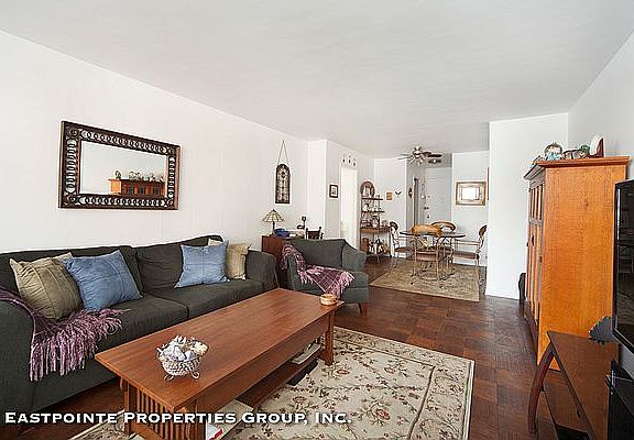 3rd image of 7 E 14th St APT 1527