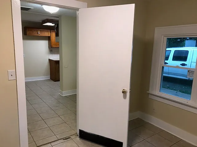303 Kingwood Ave — Photo 9