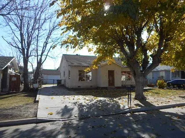 263 W 2nd St photo 1