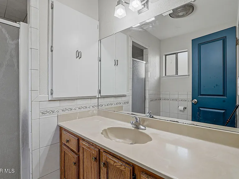 604 La Chapa Ave — Photo 20