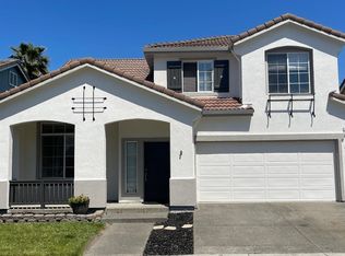 7121 17th Hole Dr, Windsor, CA 95492
