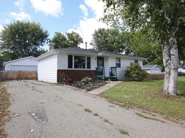 241 S Grove St, Berlin, WI 54923