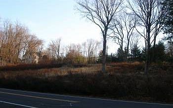 2nd image of 57 Spook Rock Rd