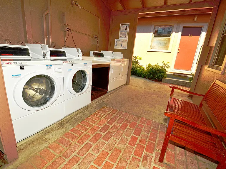 Laundry Center