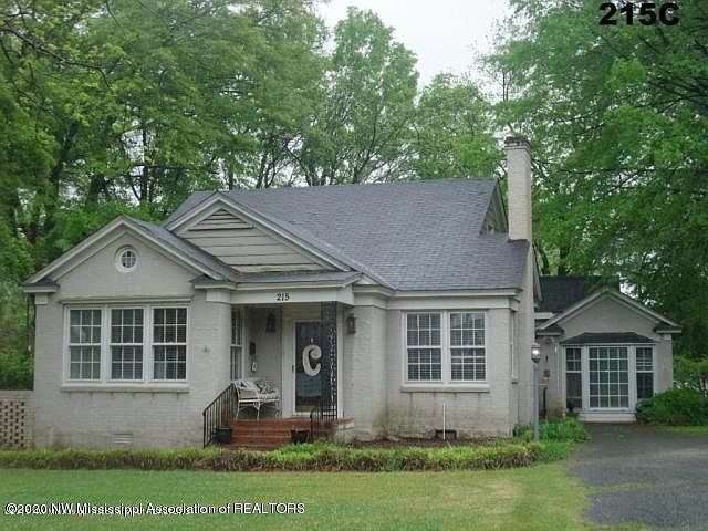 1st image of 215 McKie St