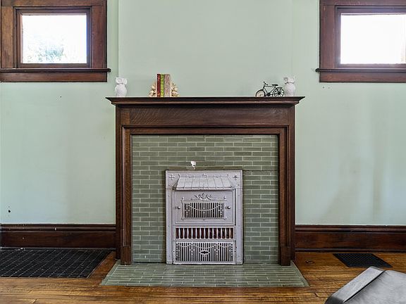 4th image of 1515 Hamlet St