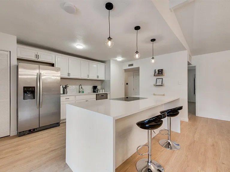 Millwood Dr — Photo 14