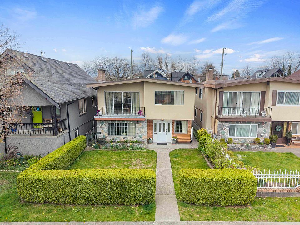 1st image of 2663 Dundas St