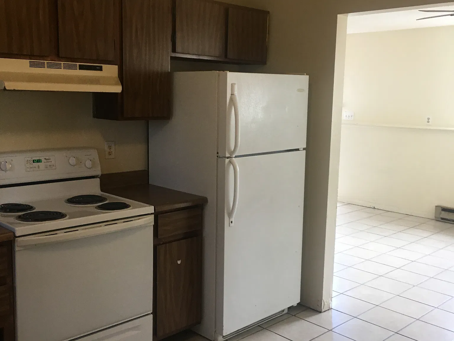 2 bed, 800 sqft, $1,150 — Photo 3