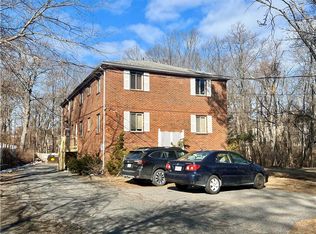 56 Concord St APT 5B, Ashland, MA 01721