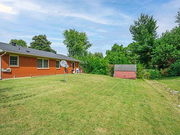 5th image of 1832 Epworth Ln