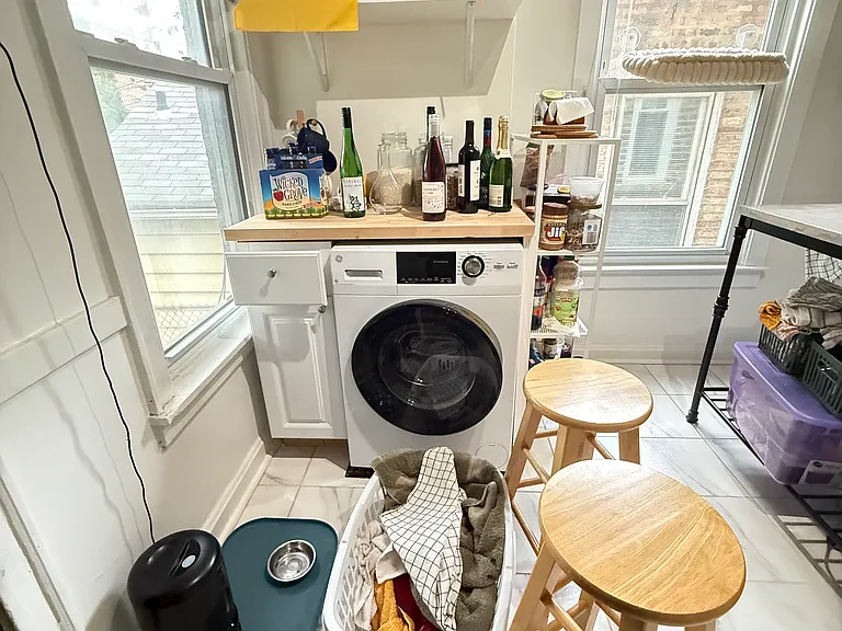 1632 N Claremont Ave #1 — Photo 7
