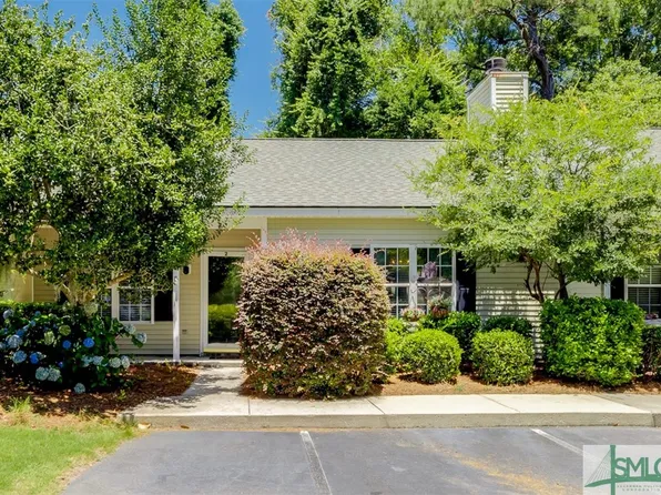 2 Olde Towne Place Drive, Savannah, GA 31410