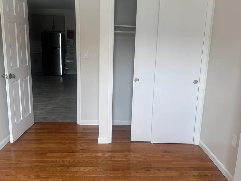 636 Crescent St #2 — Photo 9