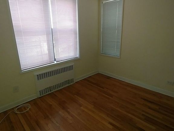 3rd image of 72-10 41st Ave #5S
