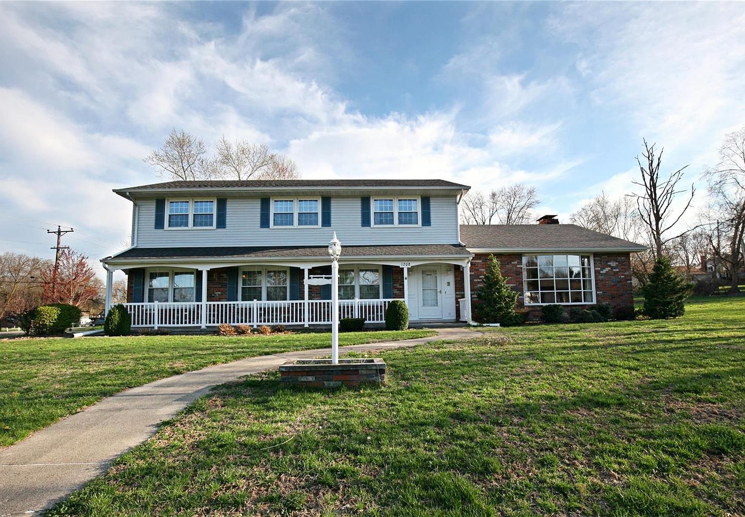 1208 Shelley Dr, Vandalia, IL 62471 Zillow