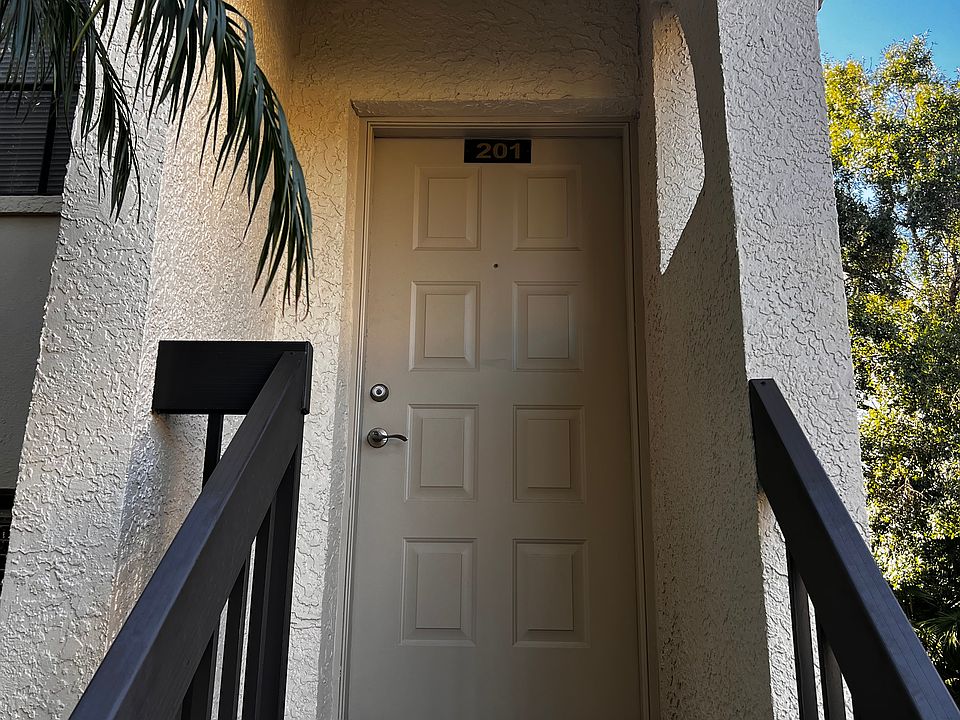 1st image of 3358 Mermoor Dr APT 201