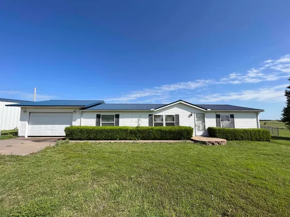 13719 W Rupe Ave, Lahoma, OK 73754