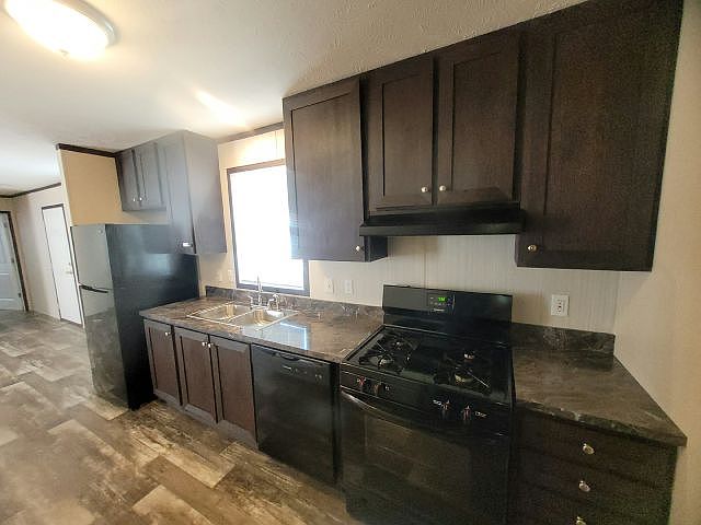 1st image of 75 Hollywood Dr #182