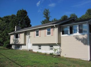 51 Fitchburg Rd, Townsend, MA 01469