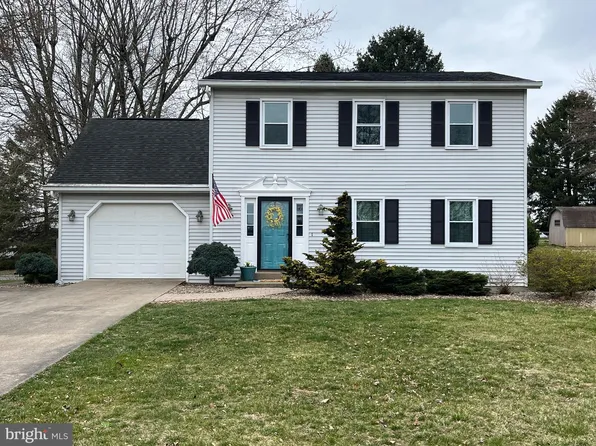 18 Gregory Ave, Selinsgrove, PA 17870