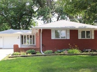 4431 Meredeth St, Lincoln, NE 68506