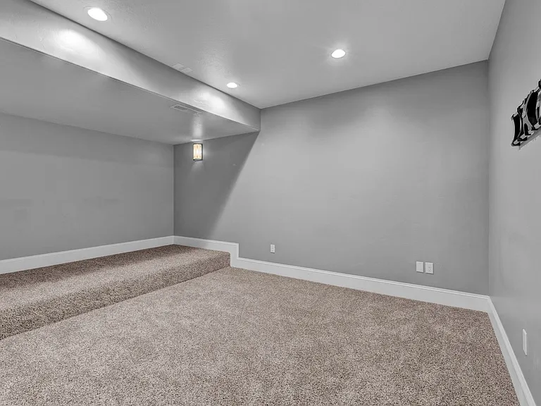 910 S Pace Pl — Photo 41