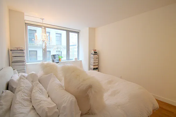 Rented by Nest Seekers International | media 9