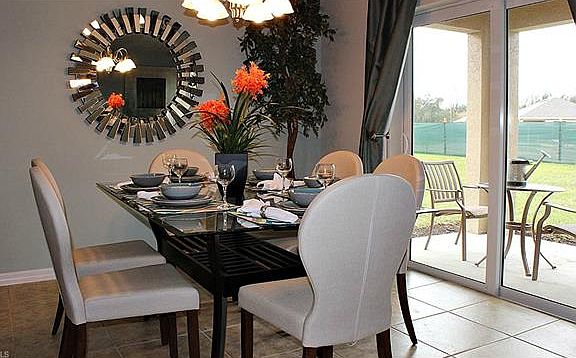 5th image of 3454 Acapulco Cir