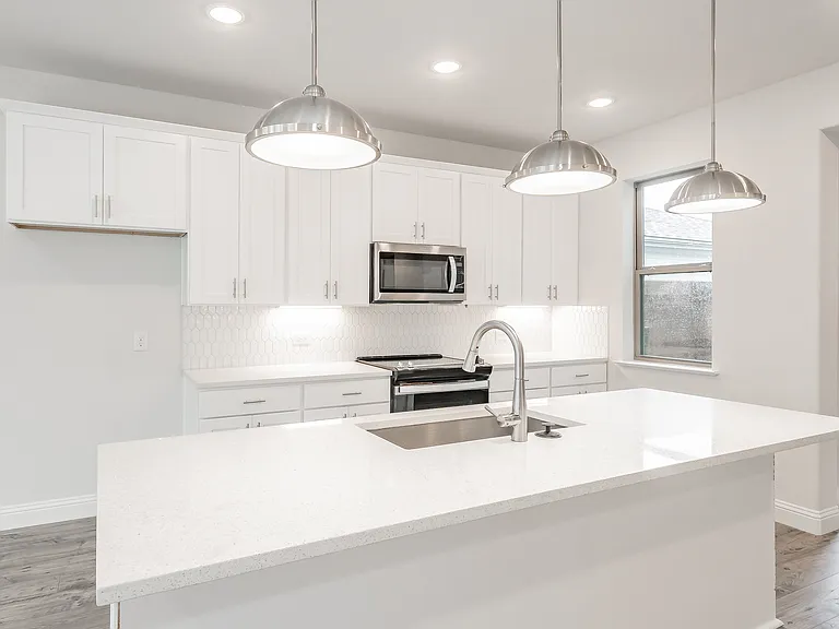 9709 Thorncrown Ln — Photo 11
