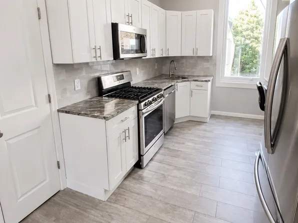 709 W Girard Ave Floor 3, Philadelphia, PA 19123