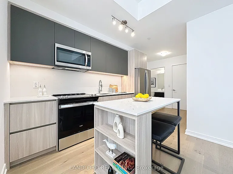15 Maryport Ave #109 — Photo 13