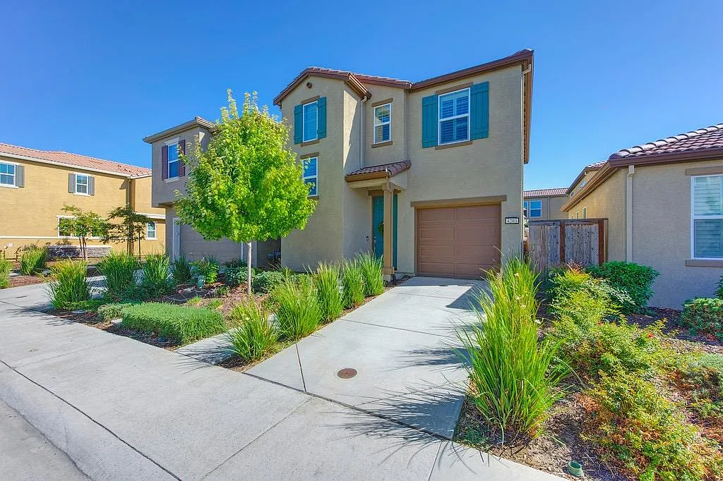 4203 Ocean Ln photo 1