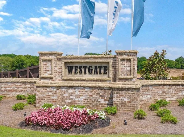 659 Caryle Trail Ln, Loganville, GA 30052