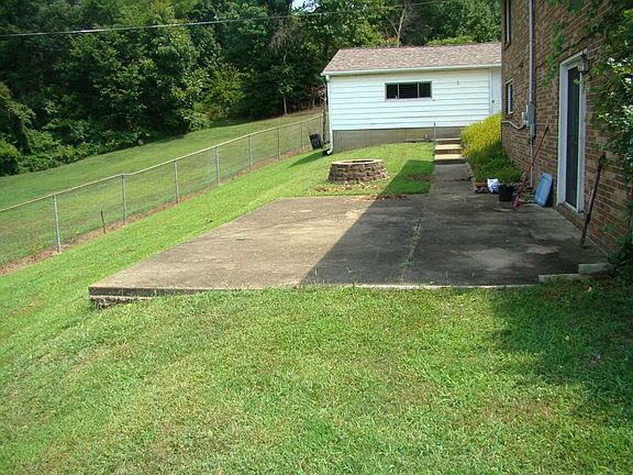 2nd image of 6128 Hickory Hill Ln