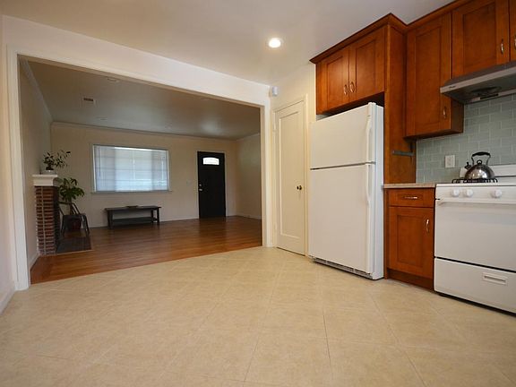 2nd image of 1315 Madera Ave