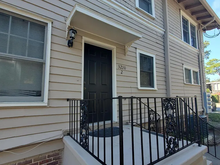 3220 Herschel St #2 — Photo 2