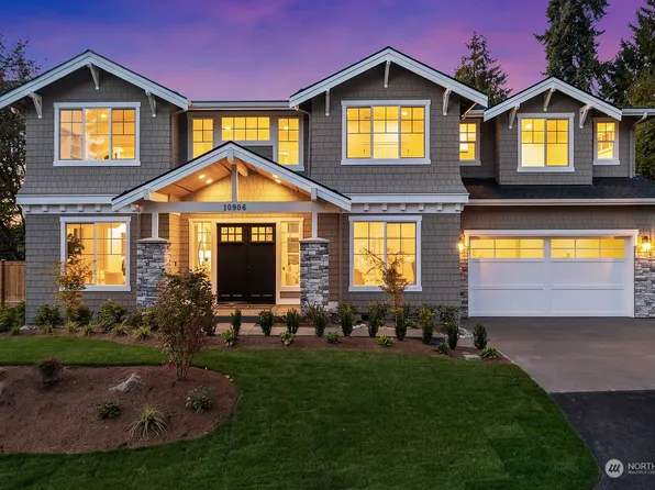 10906 NE 17th Street, Bellevue, WA 98004