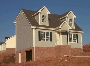 301 Congressman Dr, Clarksville, TN 37042